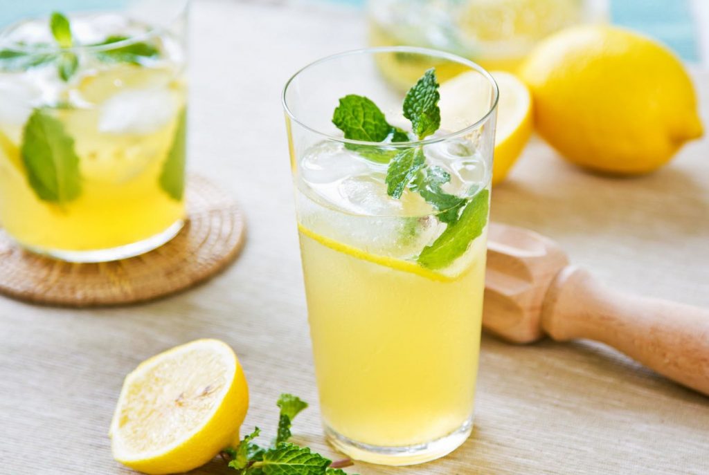 Lưu ý khi uống nước chanh trắng da Lưu ý khi uống nước chanh trắng da