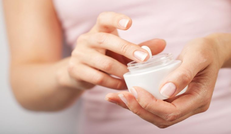 Kem dưỡng da là dòng sản phẩm chứa các thành phần dưỡng chất lành tính, có tác dụng nuôi dưỡng