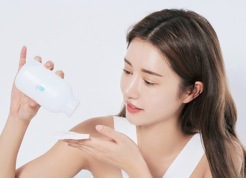 Toner giúp cân bằng độ pH tự nhiên cho da trắng sáng